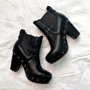 Ugg Women size 5 Block Heel Ankle boots with Stud detail